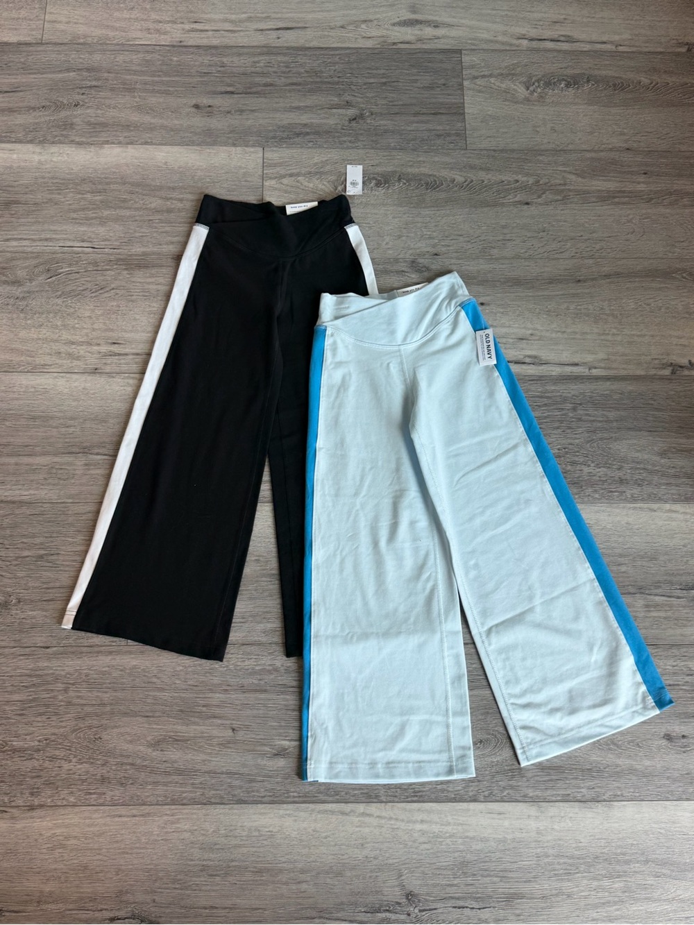 Girls High-Waisted PowerChill Crossover Wide Leg Pants- NWT